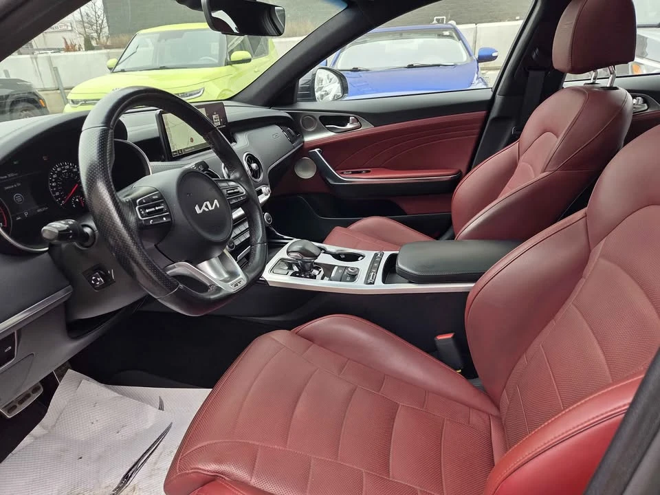 2023 Kia Stinger - Image 7 of 13