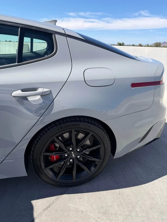 2023 Kia Stinger - Image 3 of 16