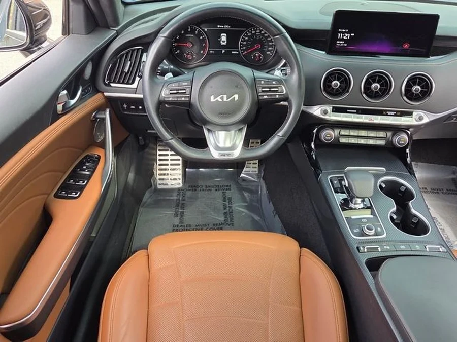 2023 Kia Stinger - Image 5 of 8