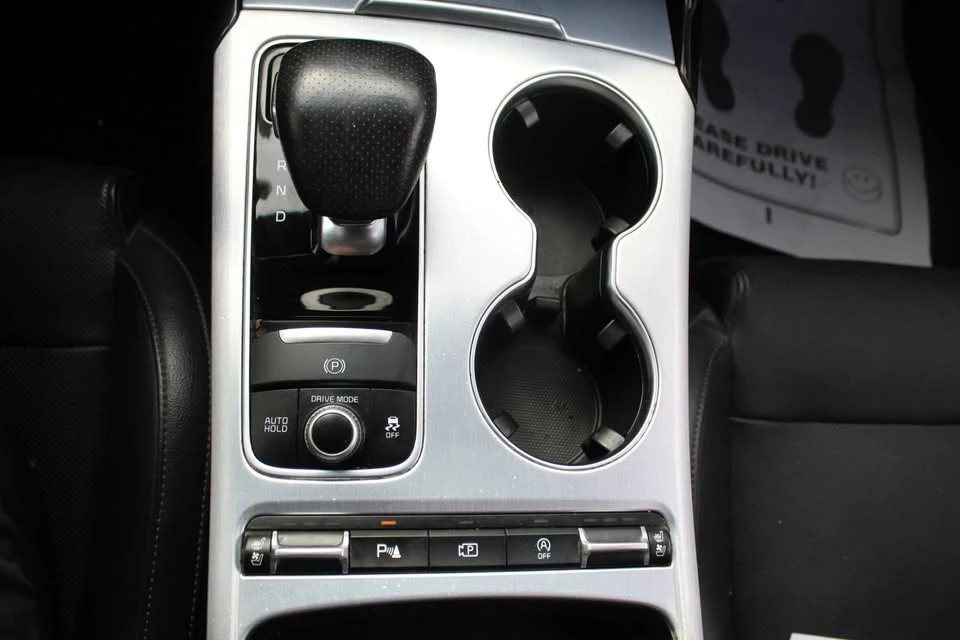 2023 Kia Stinger - Image 16 of 20