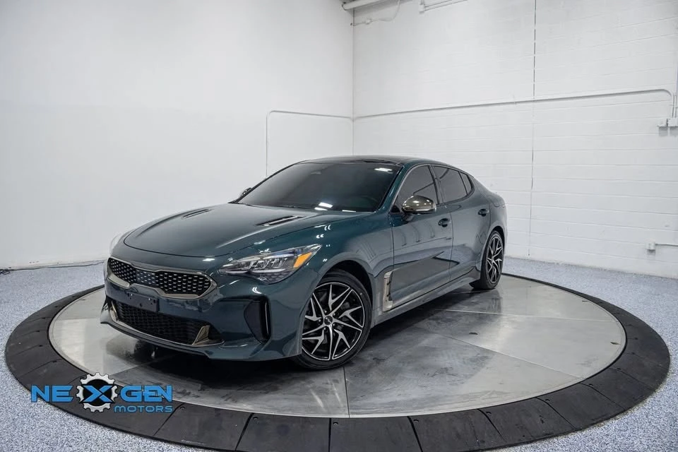 2023 Kia Stinger - Image 3 of 20
