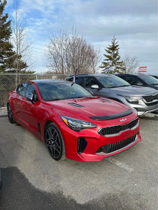 2023 Kia Stinger - Image 2 of 7