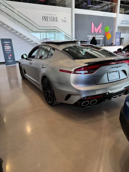 2023 Kia Stinger - Image 3 of 8