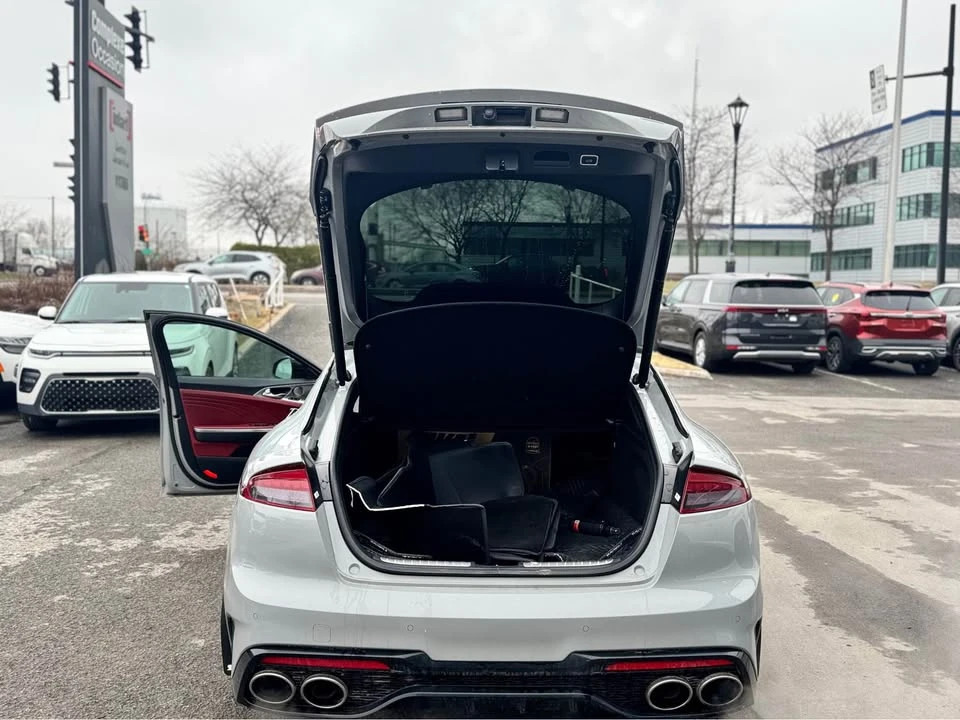 2023 Kia Stinger - Image 15 of 15