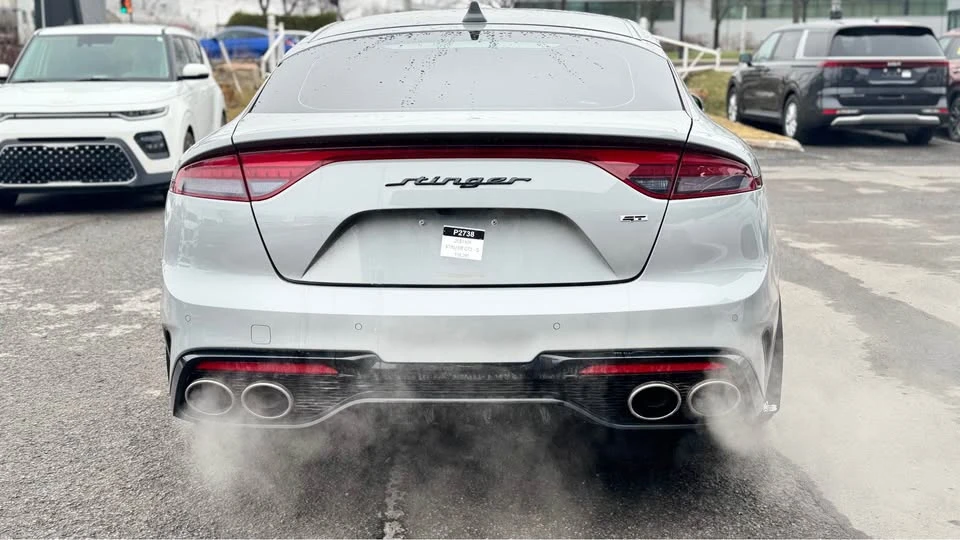 2023 Kia Stinger - Image 5 of 15
