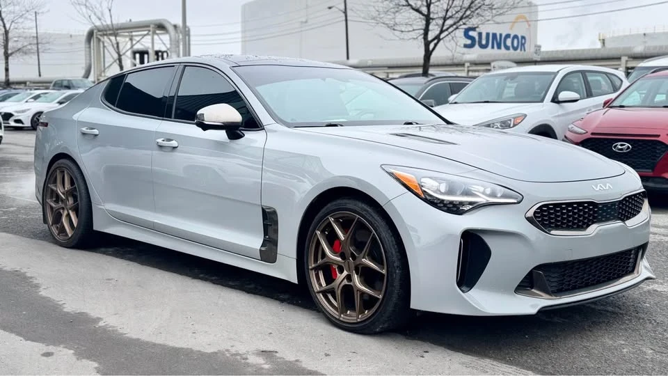 2023 Kia Stinger - Image 3 of 15