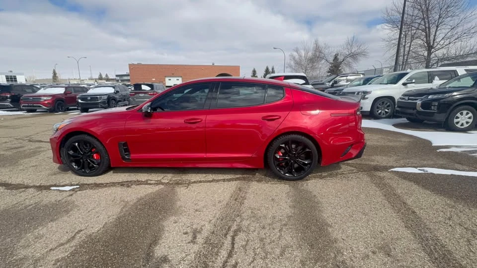 2023 Kia Stinger - Image 7 of 11