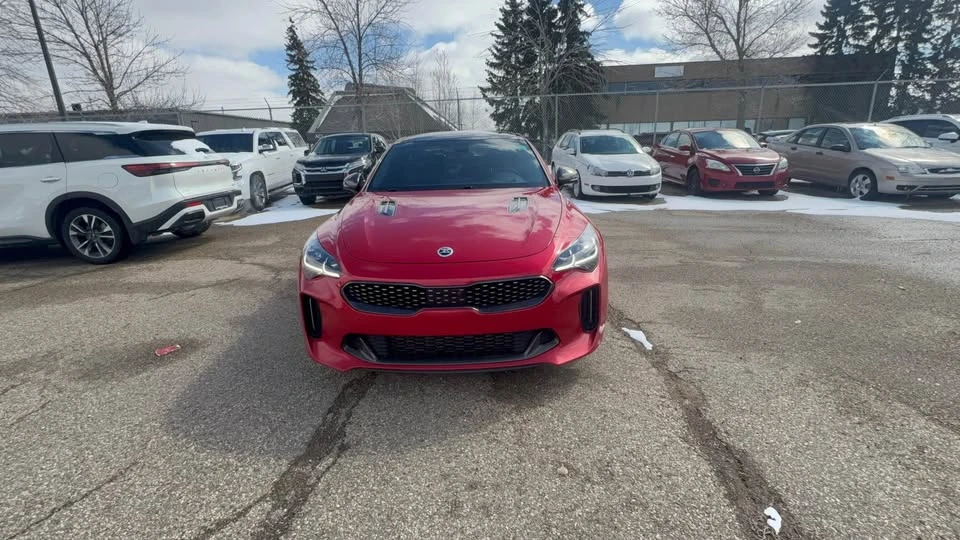 2023 Kia Stinger - Image 2 of 11