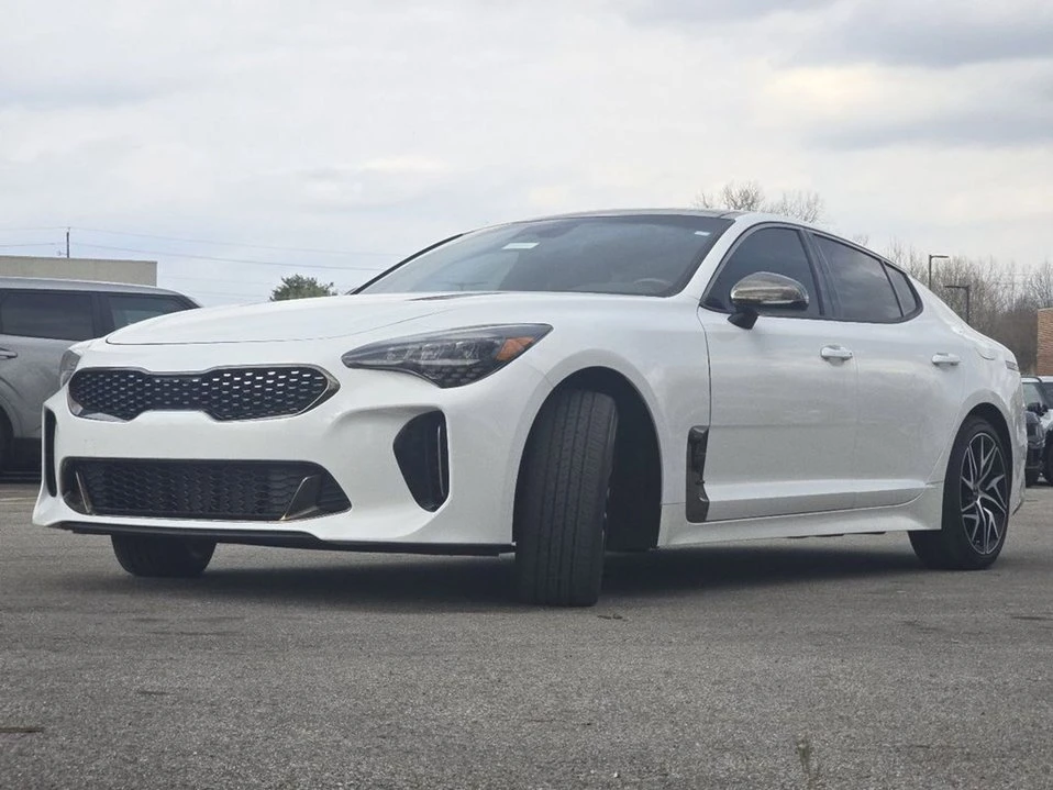 2023 Kia Stinger - Image 12 of 20