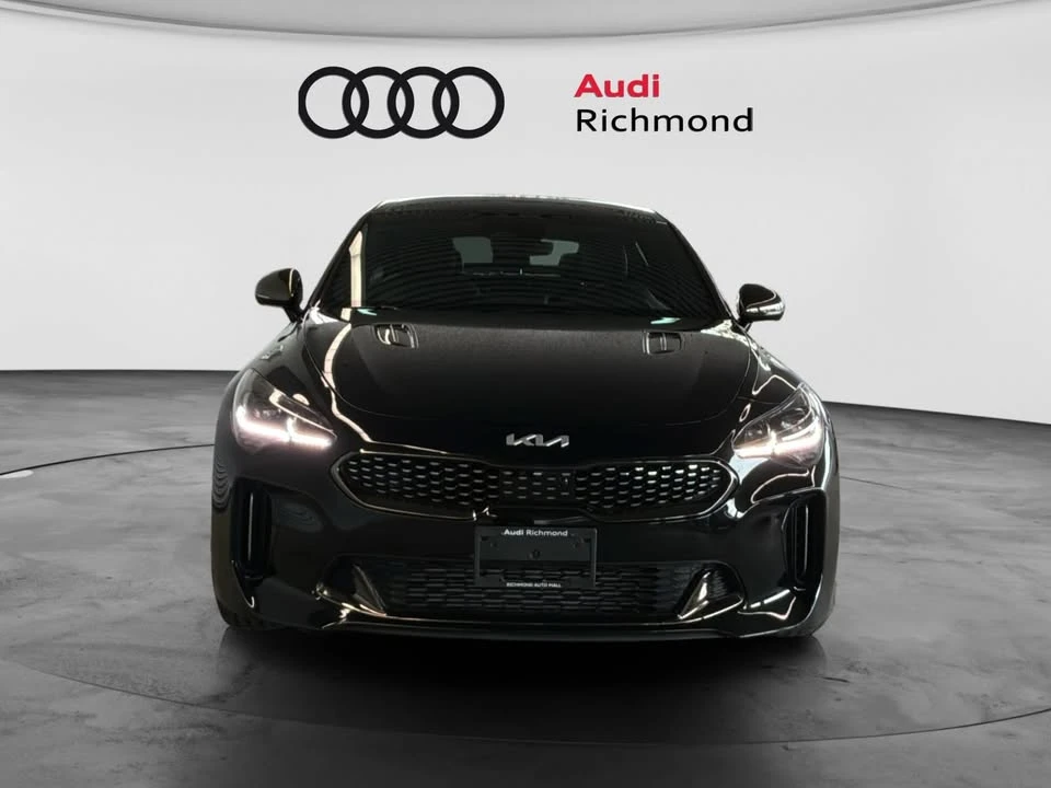 2023 Kia Stinger - Image 2 of 20