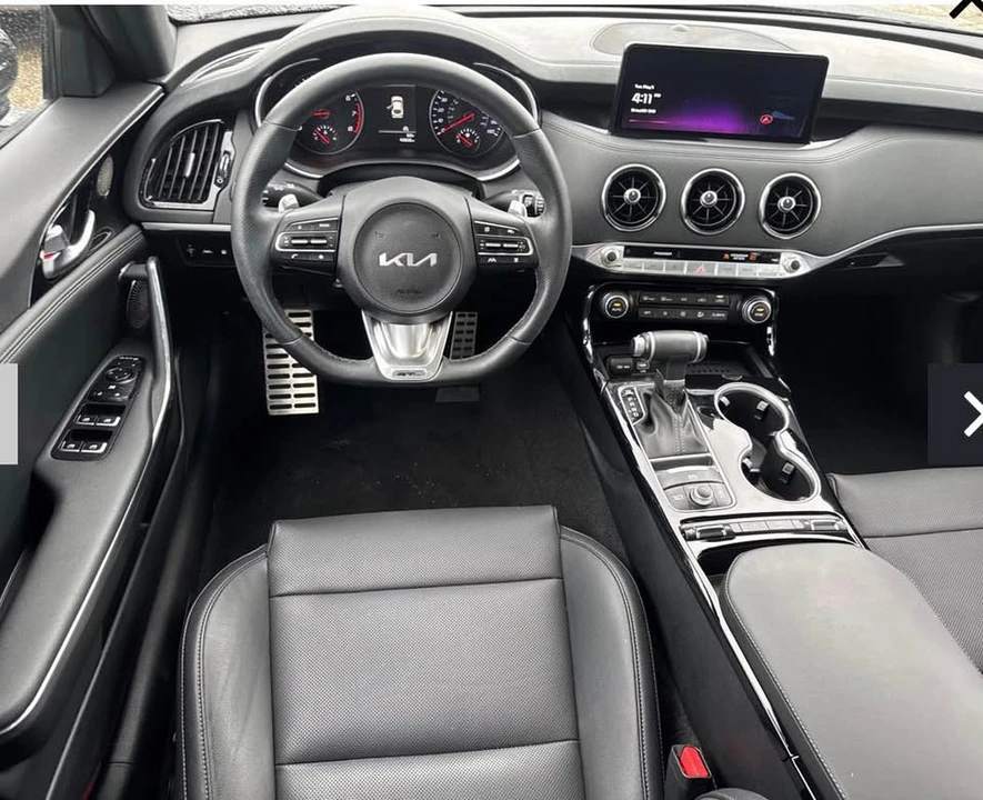 2023 Kia Stinger - Image 4 of 4