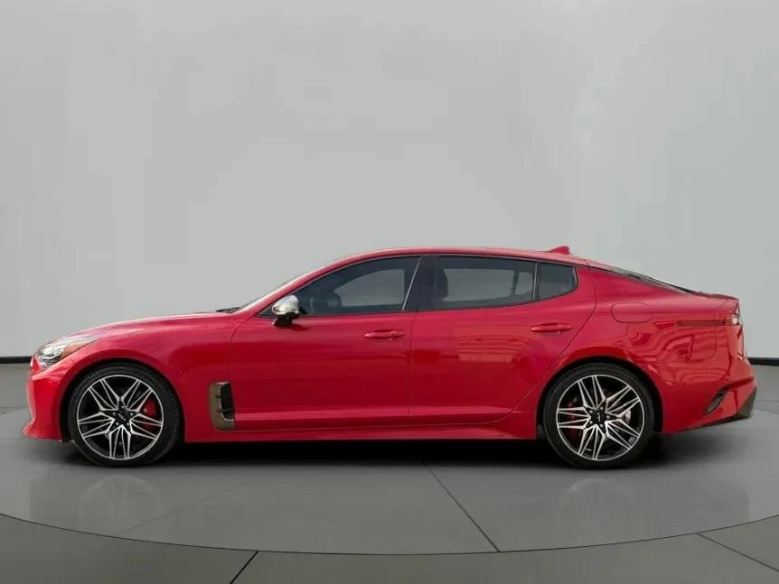 2023 Kia Stinger - Image 8 of 20