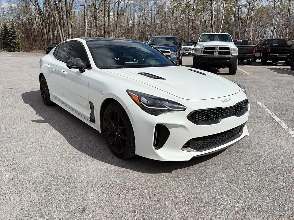 2023 Kia Stinger - Image 6 of 12