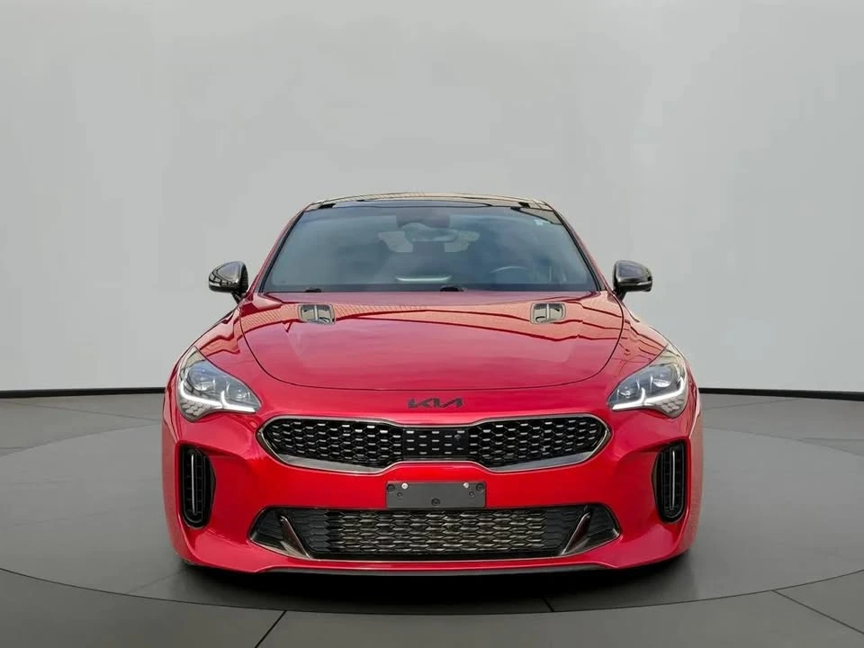 2023 Kia Stinger - Image 2 of 20