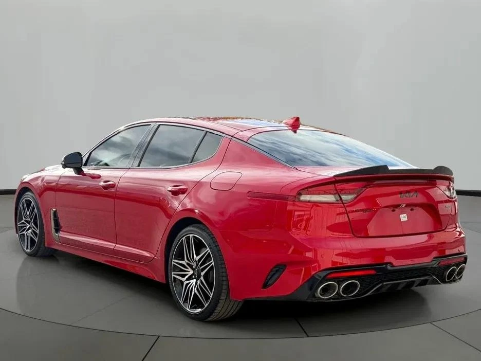 2023 Kia Stinger - Image 7 of 20