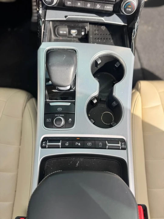 2023 Kia Stinger GT - Image 10 of 15