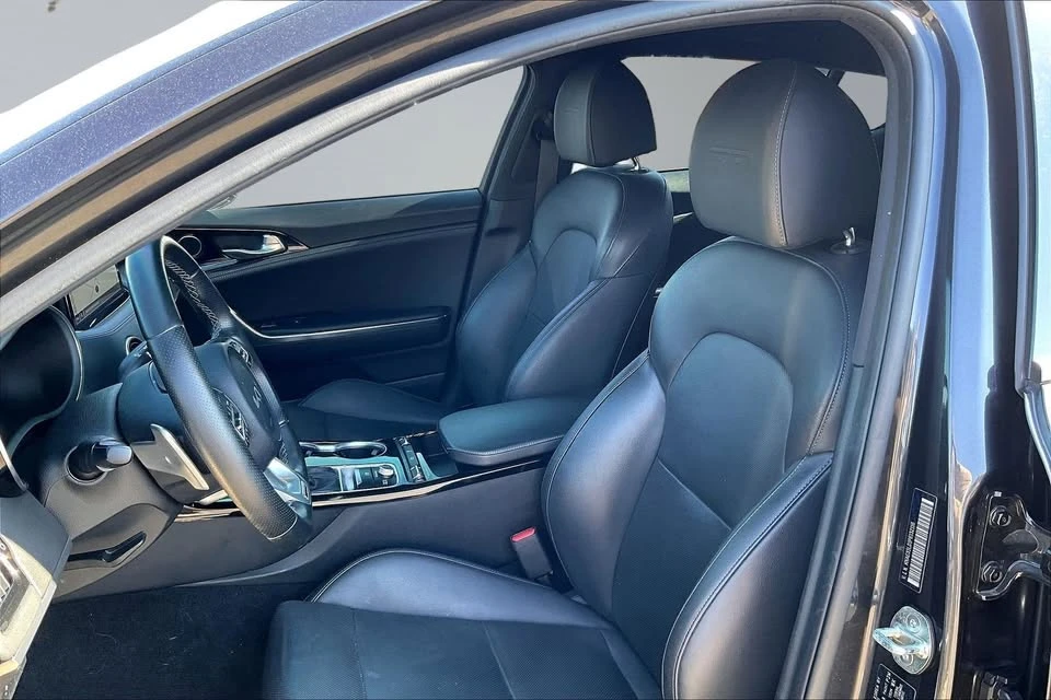 2023 Kia Stinger GT - Image 3 of 8