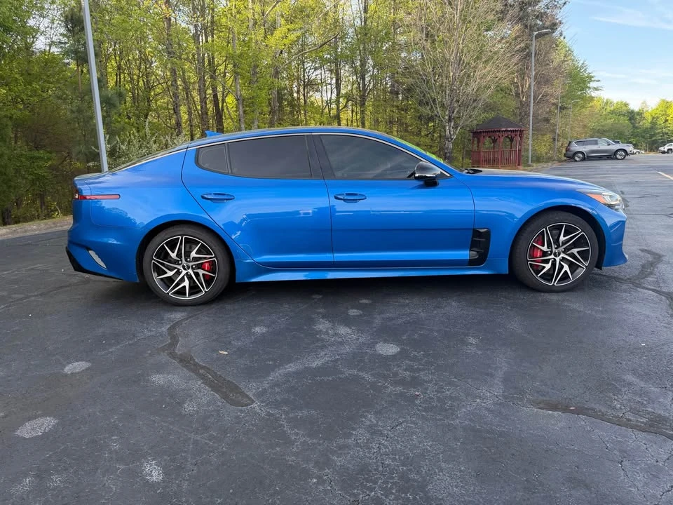 2023 Kia Stinger - Image 4 of 12