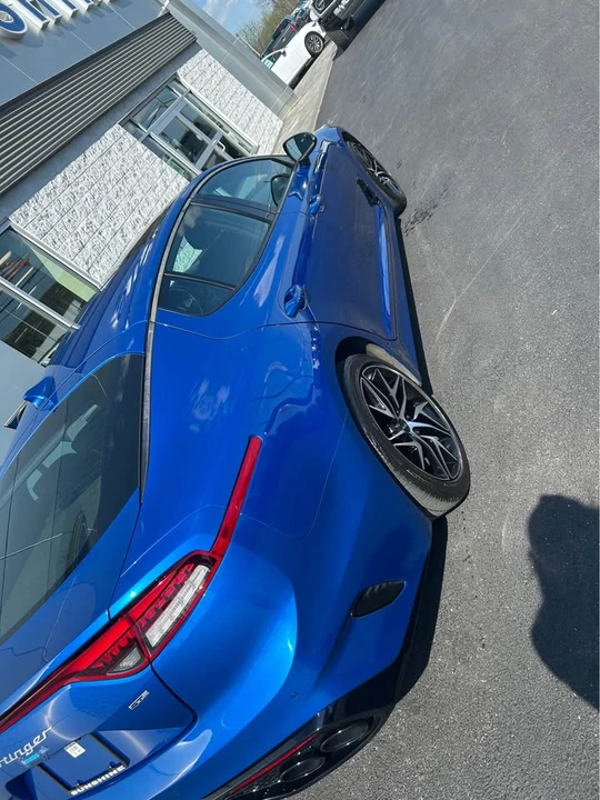 2023 Kia Stinger - Image 4 of 12