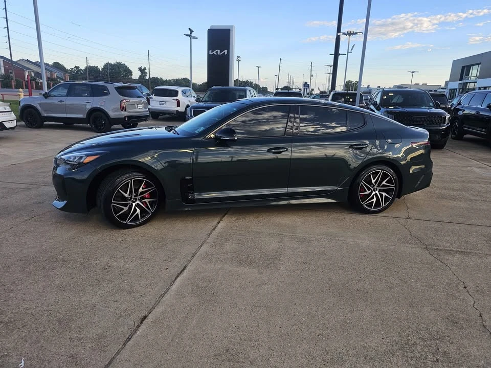2023 Kia Stinger - Image 3 of 14