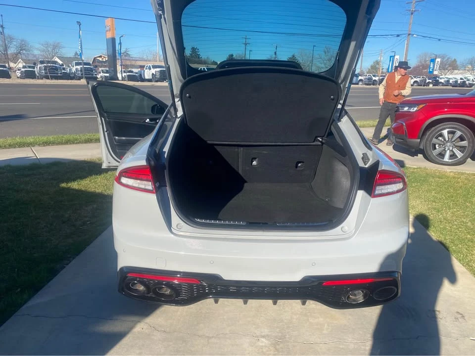 2023 Kia Stinger - Image 5 of 5