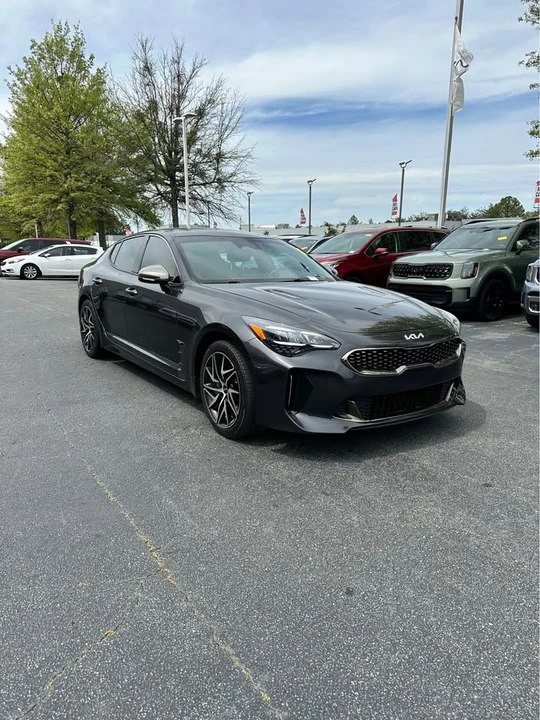 2023 Kia Stinger - Image 6 of 8