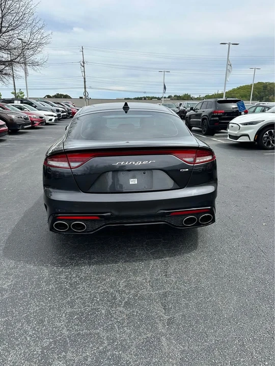 2023 Kia Stinger - Image 4 of 8