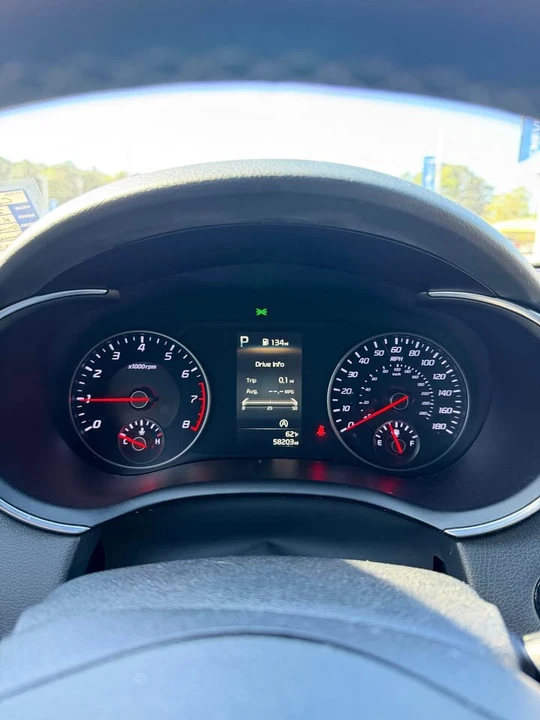 2023 Kia Stinger - Image 8 of 8