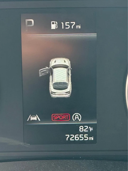 2023 Kia Stinger - Image 10 of 10