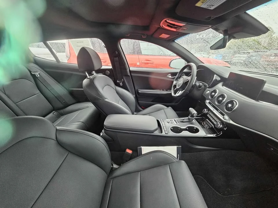 2023 Kia Stinger - Image 13 of 13