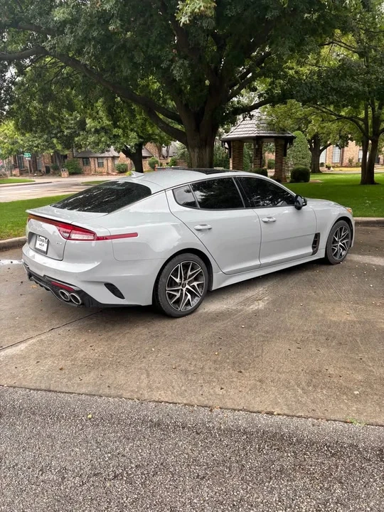 2023 Kia Stinger - Image 5 of 14