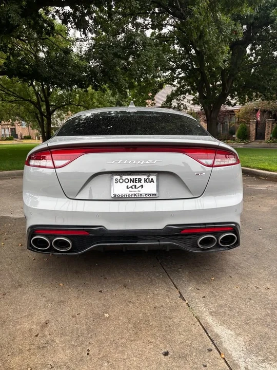2023 Kia Stinger - Image 4 of 14