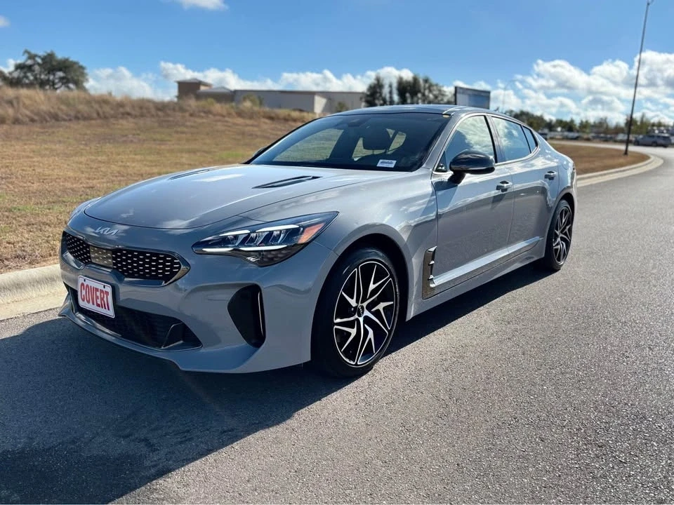 2023 Kia Stinger - Image 3 of 10