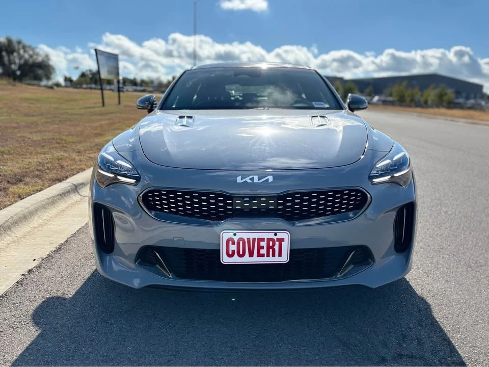 2023 Kia Stinger - Image 2 of 10