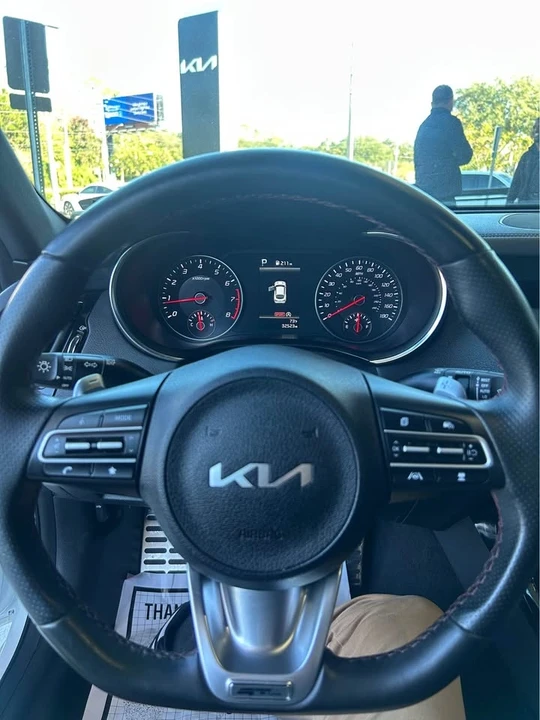 2023 Kia Stinger - Image 11 of 11