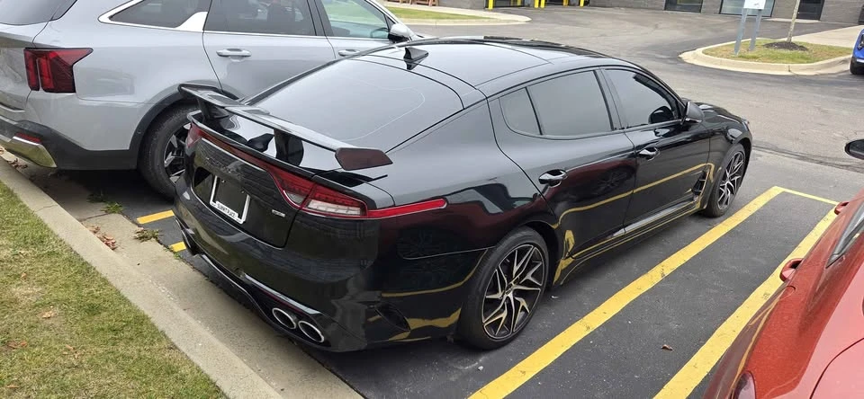 2023 Kia Stinger - Image 3 of 3