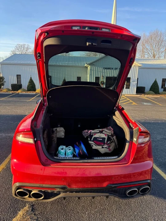 2023 Kia Stinger - Image 6 of 13