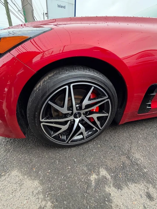 2023 Kia Stinger - Image 4 of 15
