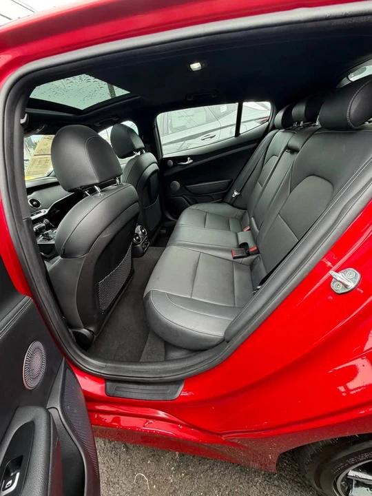 2023 Kia Stinger - Image 14 of 15