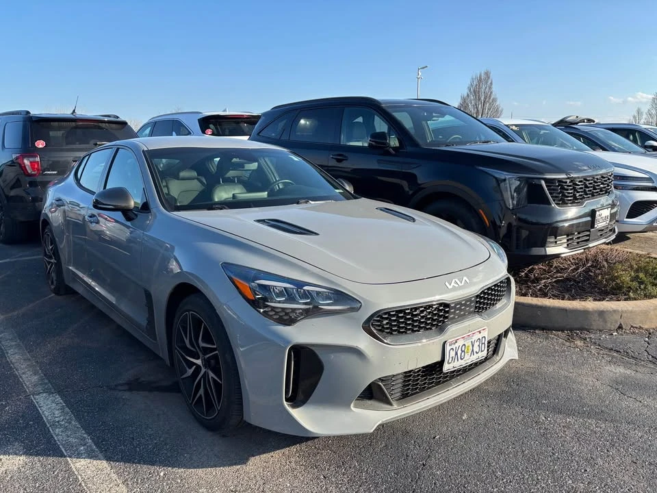 2023 Kia Stinger - Image 9 of 9