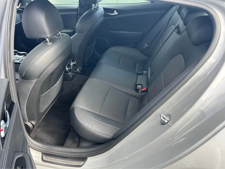 2023 Kia Stinger - Image 8 of 8