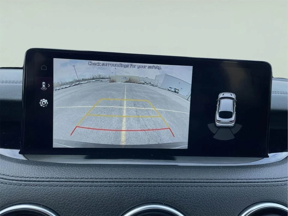 2023 Kia Stinger - Image 18 of 20