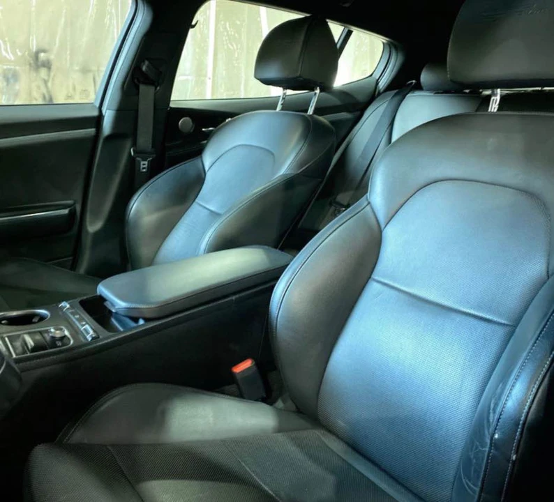 2023 Kia Stinger - Image 5 of 6