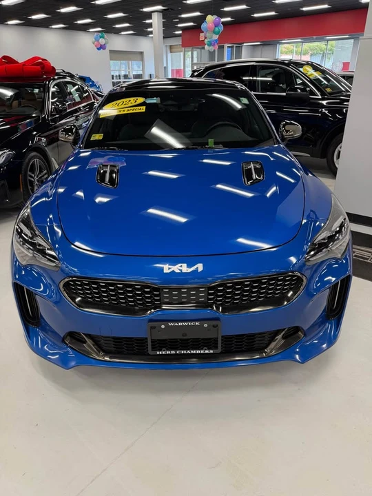 2023 Kia Stinger - Image 3 of 6