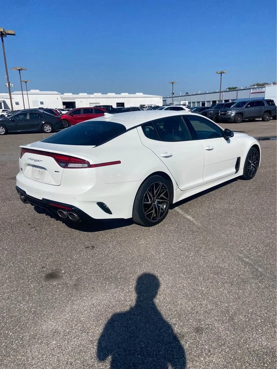 2023 Kia Stinger - Image 6 of 13