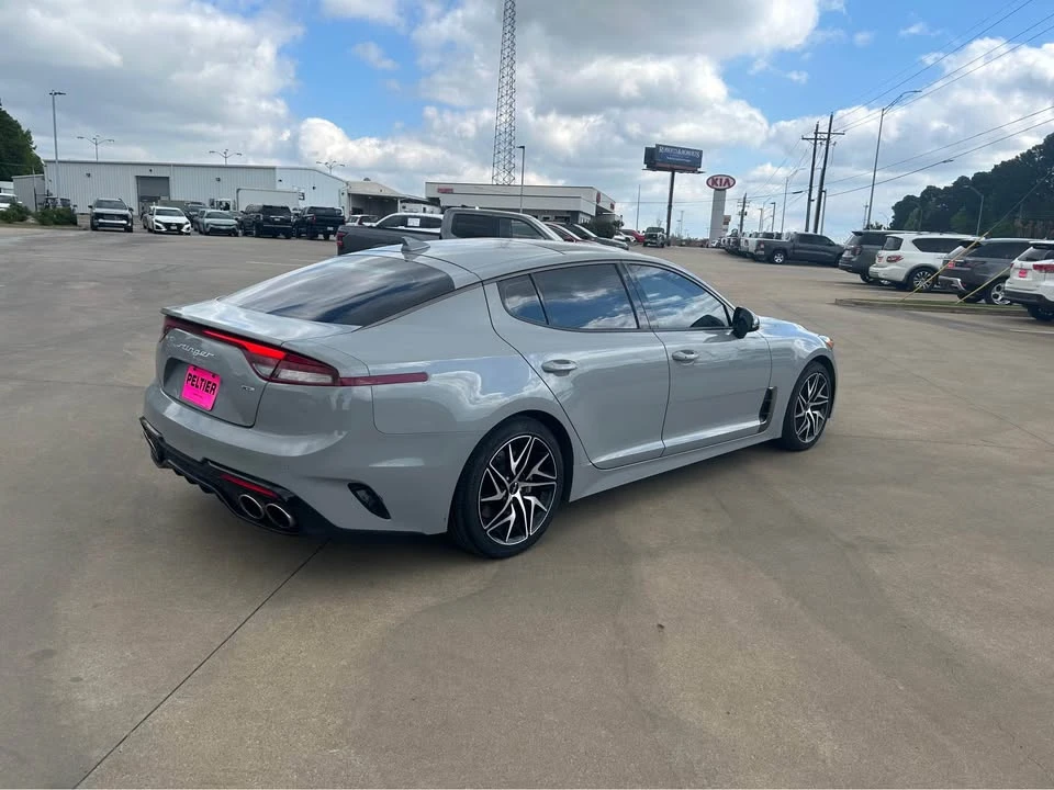 2023 Kia Stinger - Image 4 of 7