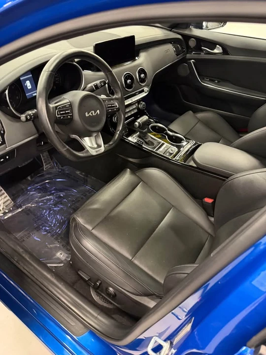 2023 Kia Stinger - Image 4 of 6