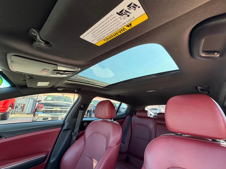 2023 Kia Stinger - Image 7 of 9