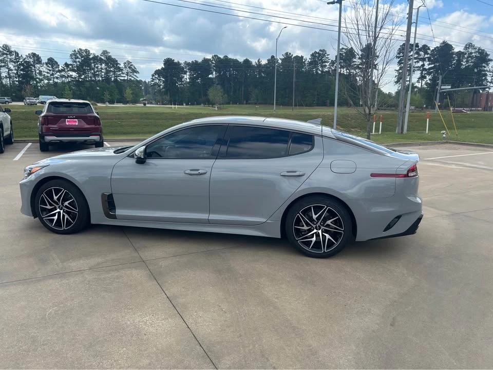 2023 Kia Stinger - Image 7 of 7