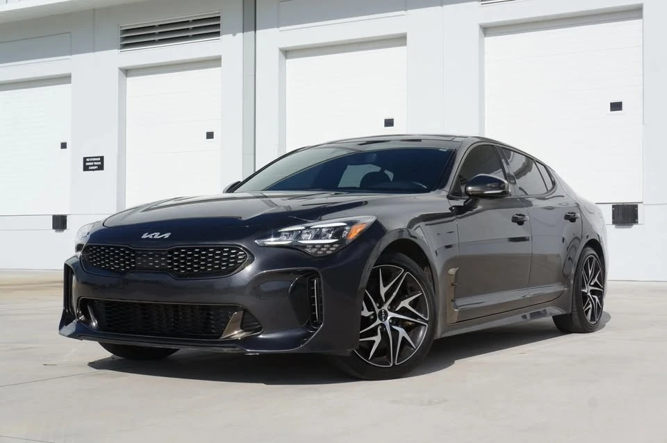 2023 Kia Stinger - Image 4 of 19